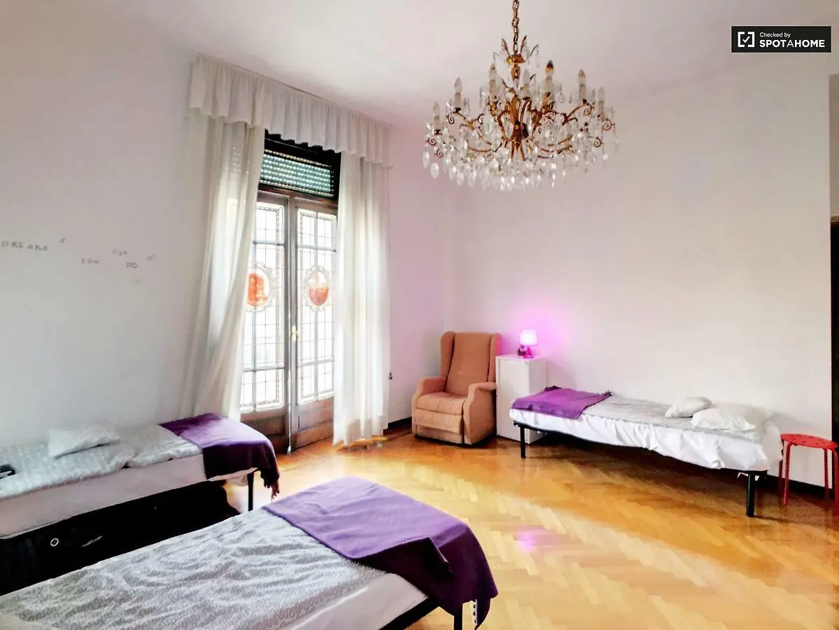 City Center Best Hostel Milano 5*,  Italien